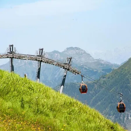 Penthouse In Near Grafenberg Lift